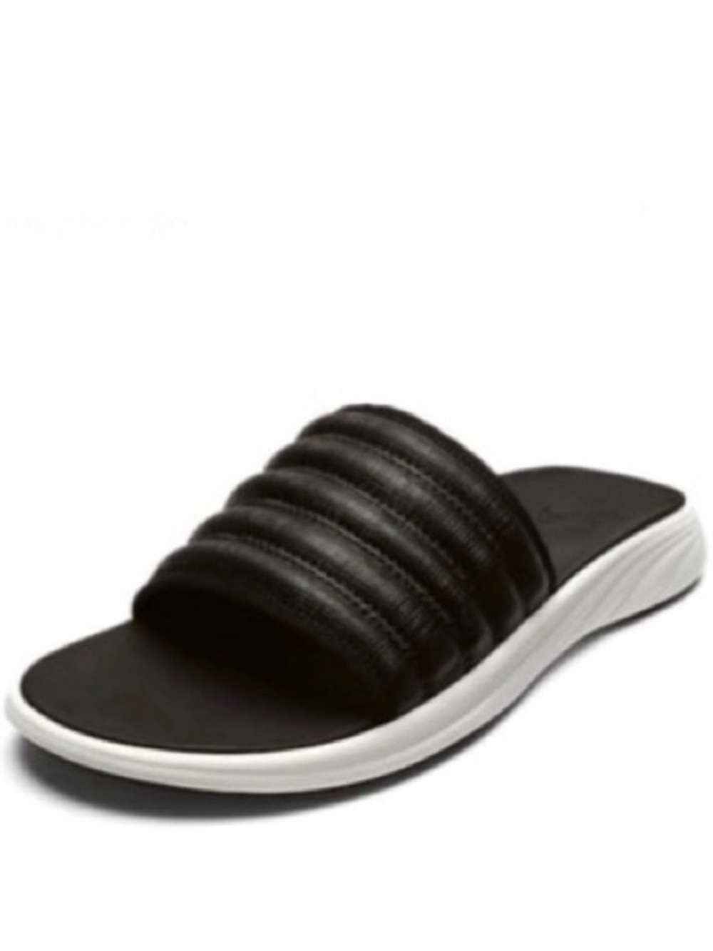 OluKai Komo Slide Sandal